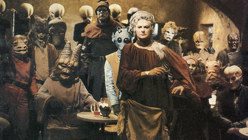 Hot Clip of the Day: Bea Arthur Gets in the Star Wars Spiri…