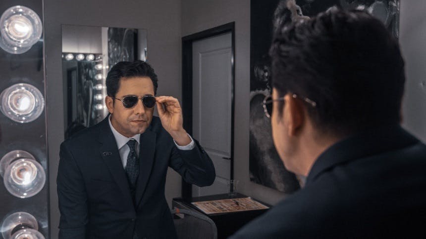 Hot Clip of the Day: Catch John Lloyd Young's Vegas Valenti…