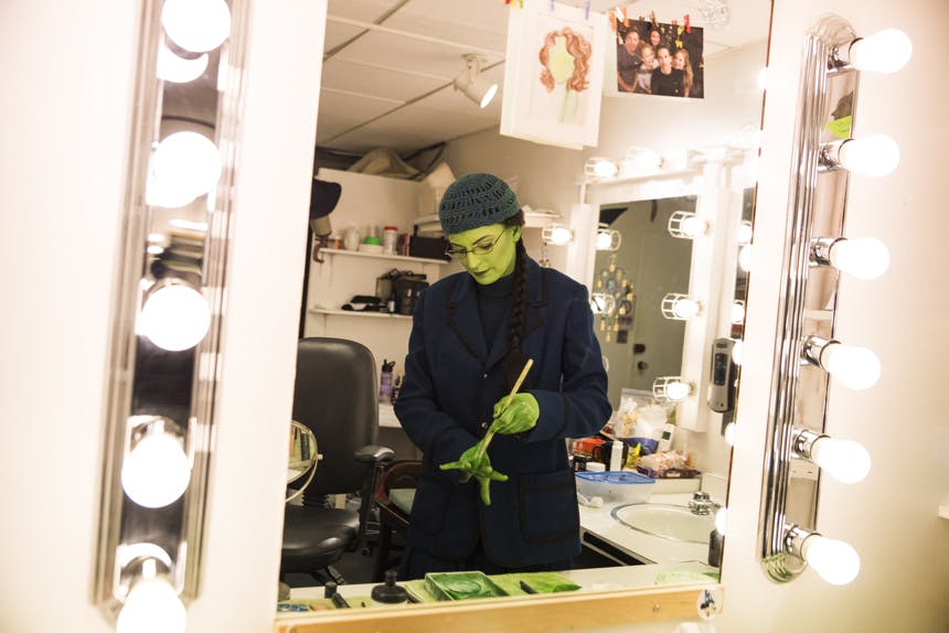 Jackie Burns- Elphaba- Wicked- Broadway- Musical- Backstage- Painting Hands