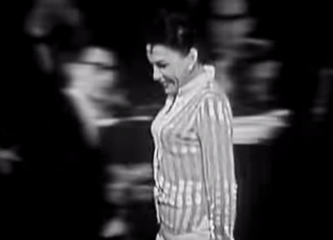 Judy Garland GIF- Bowing GIF- 