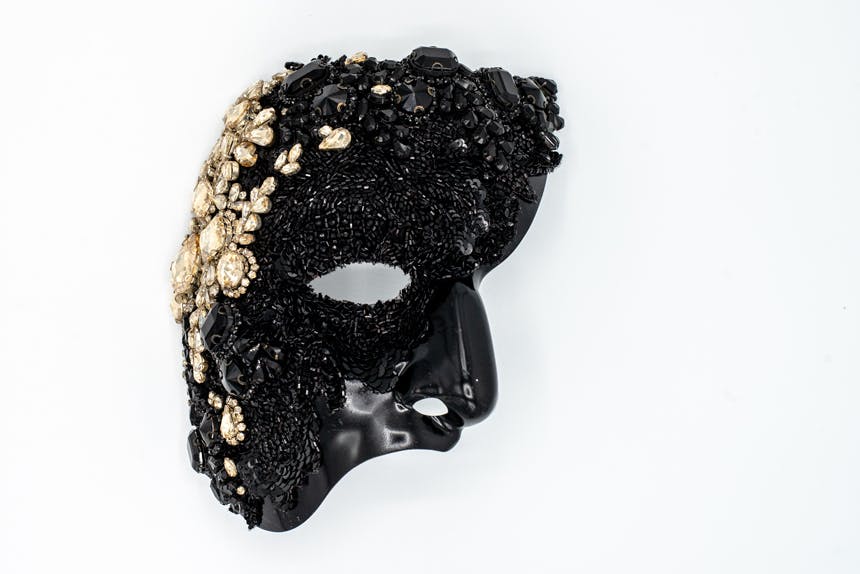 Phantom Fashion 30- Masks- Pamella Roland