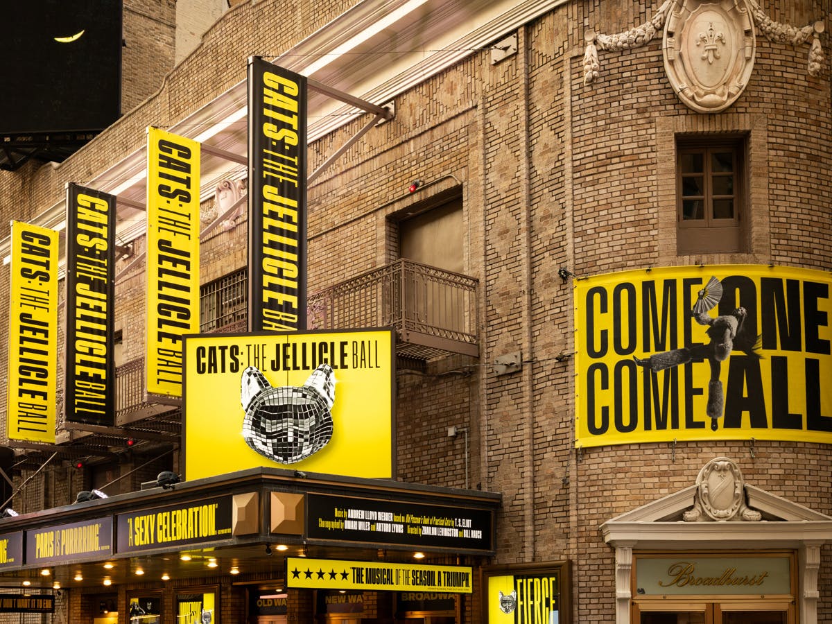 Broadhurst Theatre